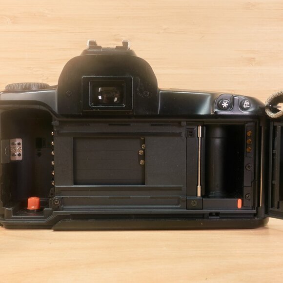 Canon EOS Rebel X Film SLR Camera , with Canon 35-80mm Lens, Made in Taiwan - Picture 9 of 9